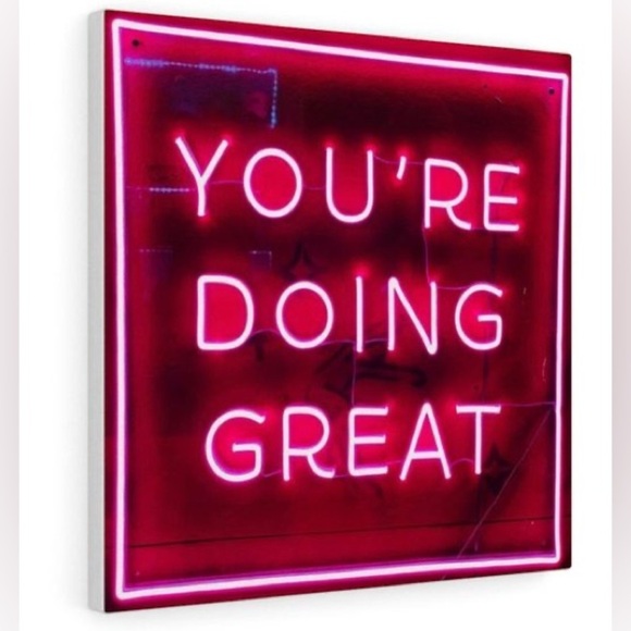 CANVAS SNEAKERS ~ Women’s Red and White canvas sneakers never worn size 7 - Picture 8 of 8